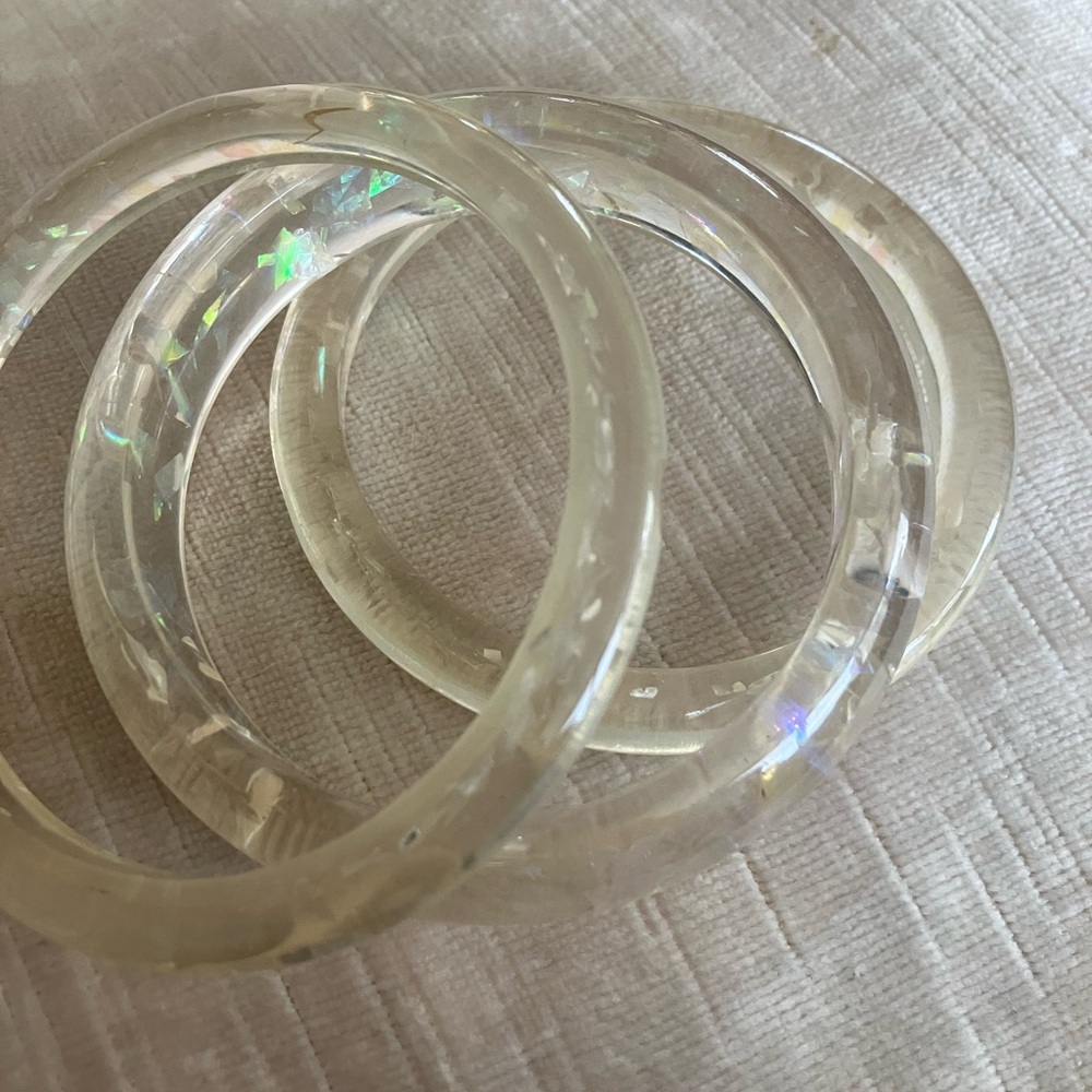 Lot of 3 lucite bangle bracelets encased glitter vintage - Picture 2 of 3